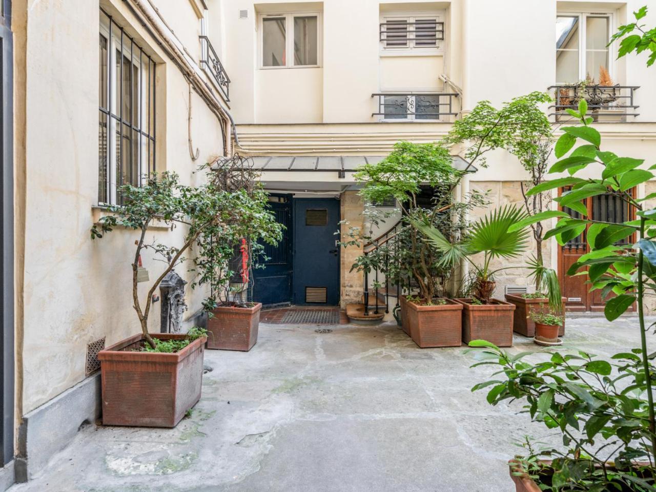 Joli Studio Rue De Nazareth Paris Exterior photo